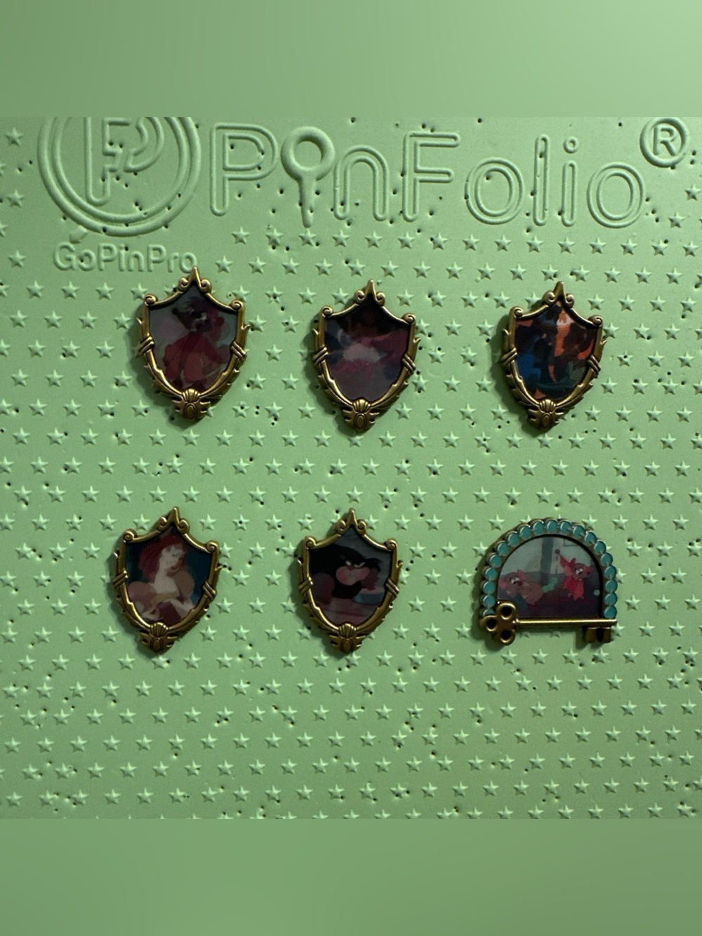 Loungefly Disney Cinderella Lenticular Complete 6 Pin Set With Chaser